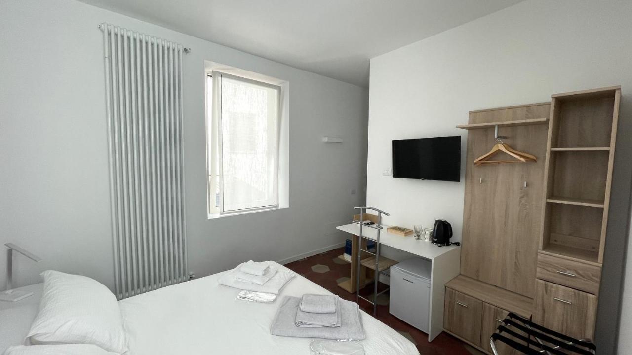 Santa Vincenza - Suite Indipendente Ловере Экстерьер фото